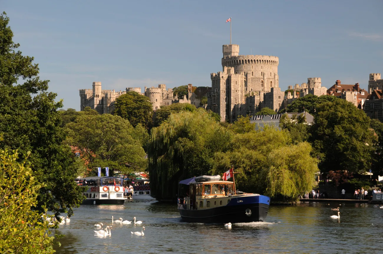 Statesman Rail | Travel on a Luxury Train to Windsor